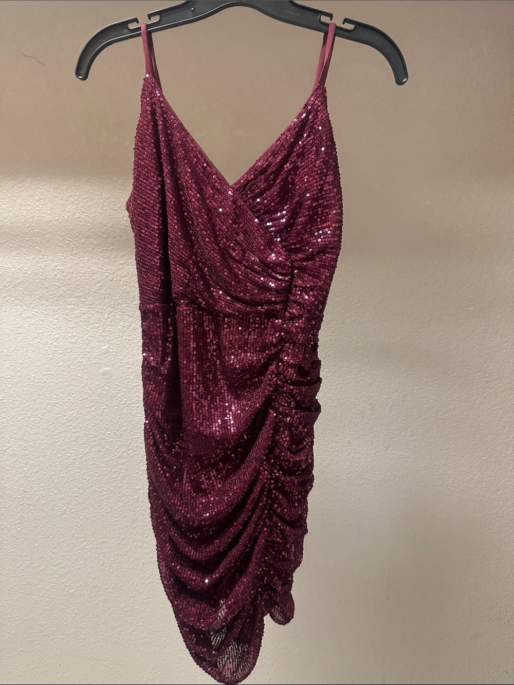 Ruched Sequin Mini Dress in Burgundy with V-Neck
